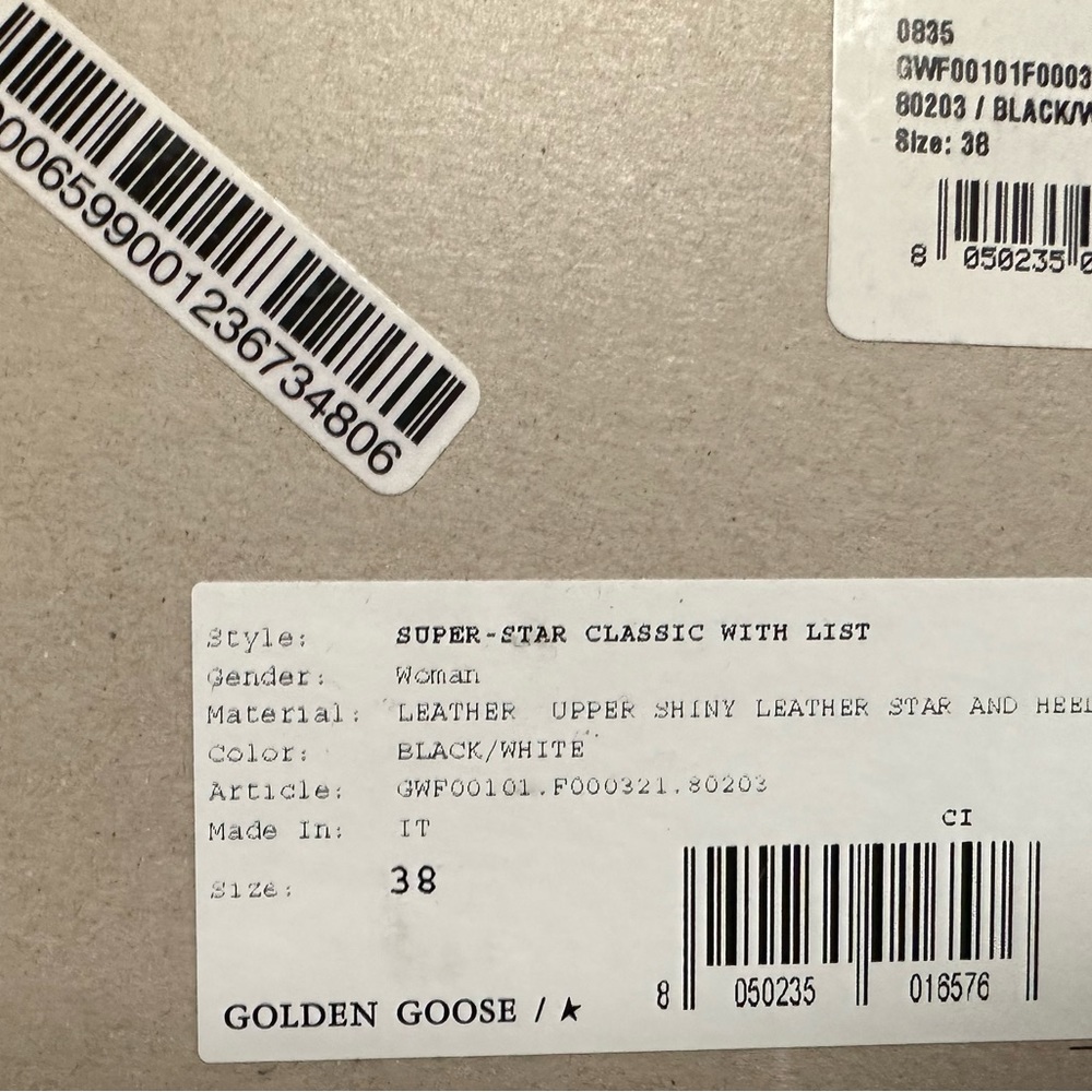 Golden Goose classic B&W sneaker. - Picture 6 of 7